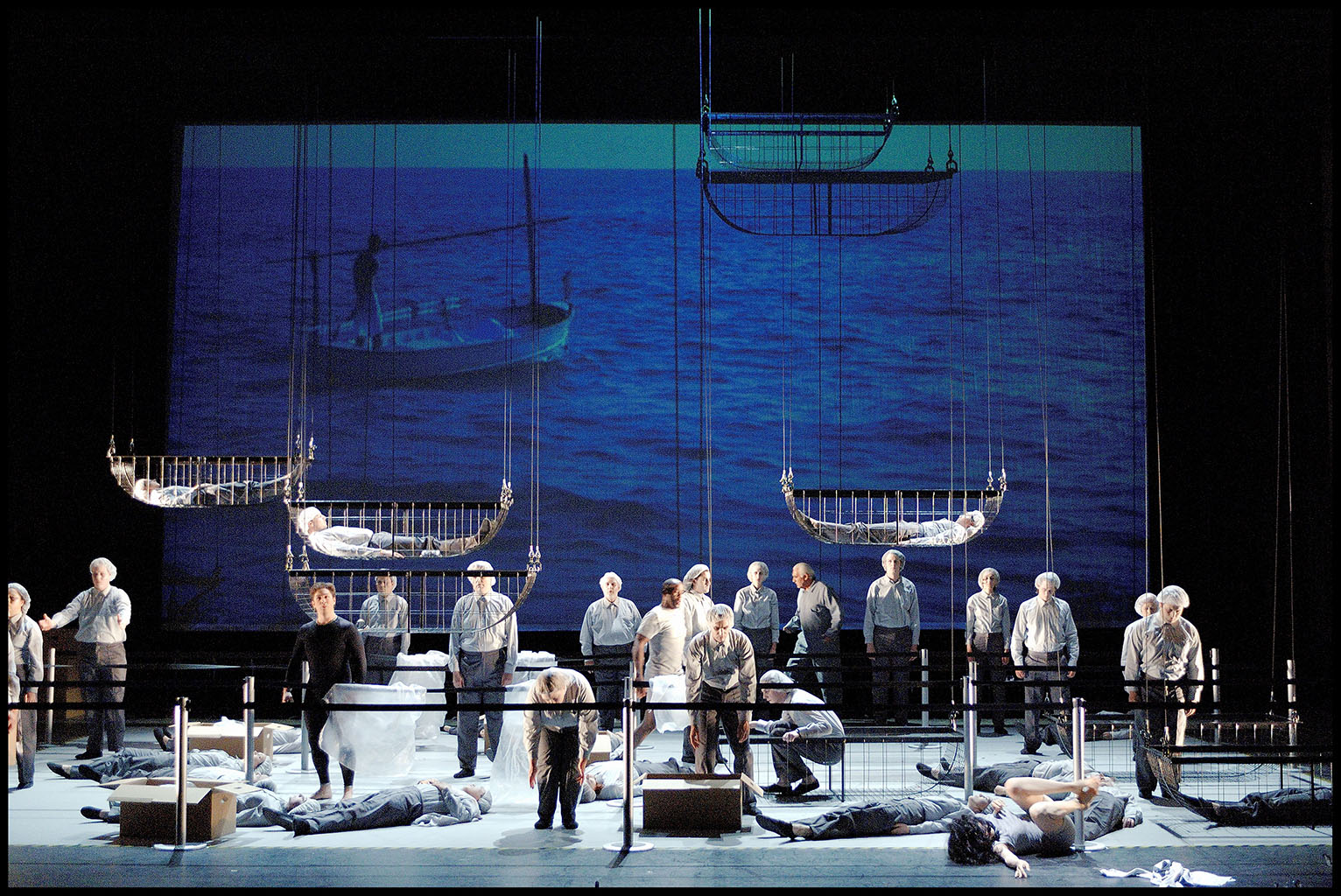 Bizet's Parelvissers, Opera Zuid, director Katja Czellnik, 2006